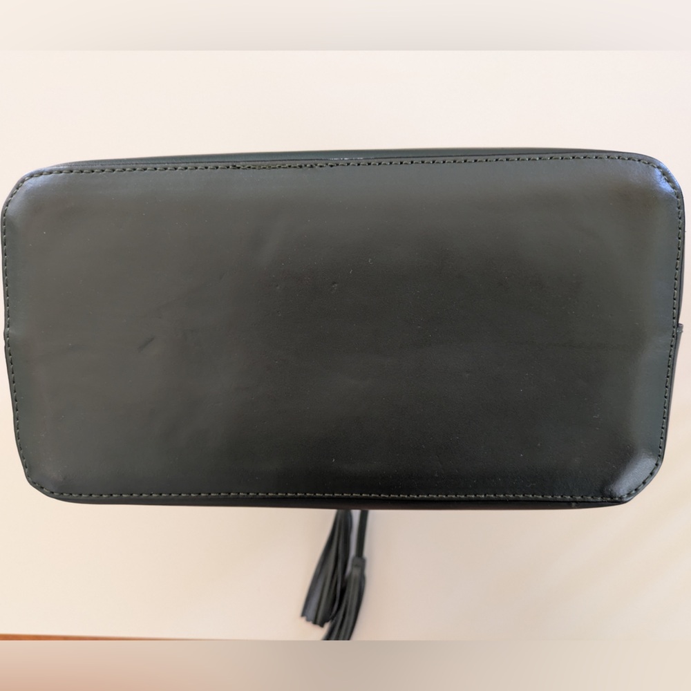 Green Leather Bucket bag - Picture 3 of 6